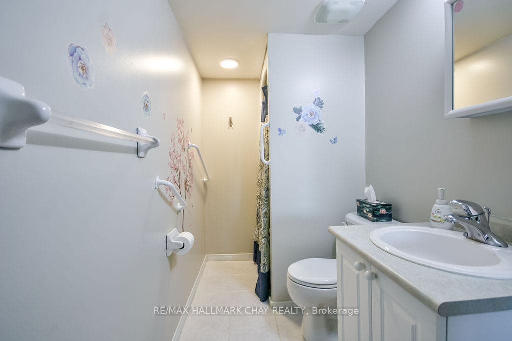 125 Bond Street Unit 203 photo 18