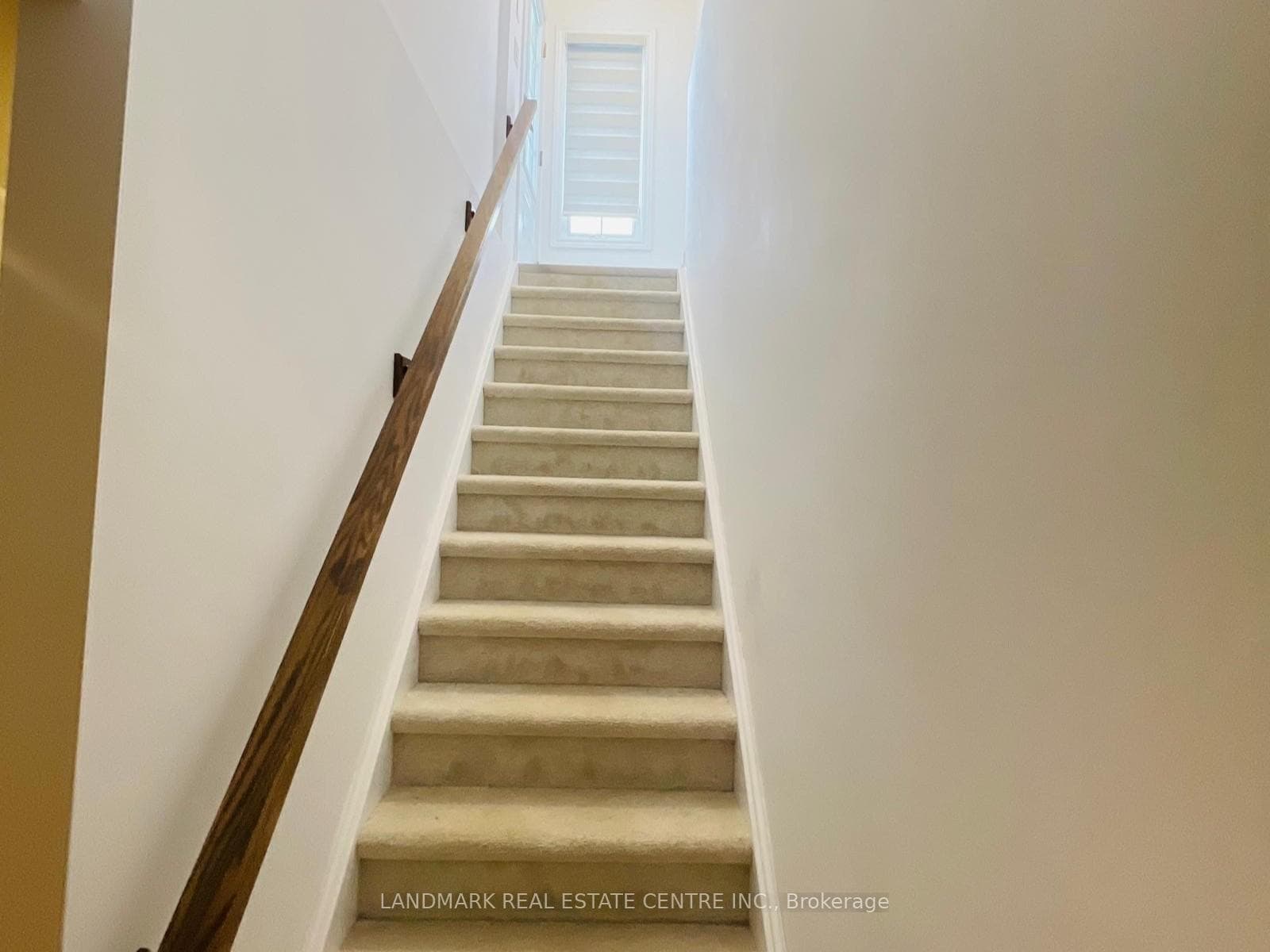 31 Autumn Avenue photo 12