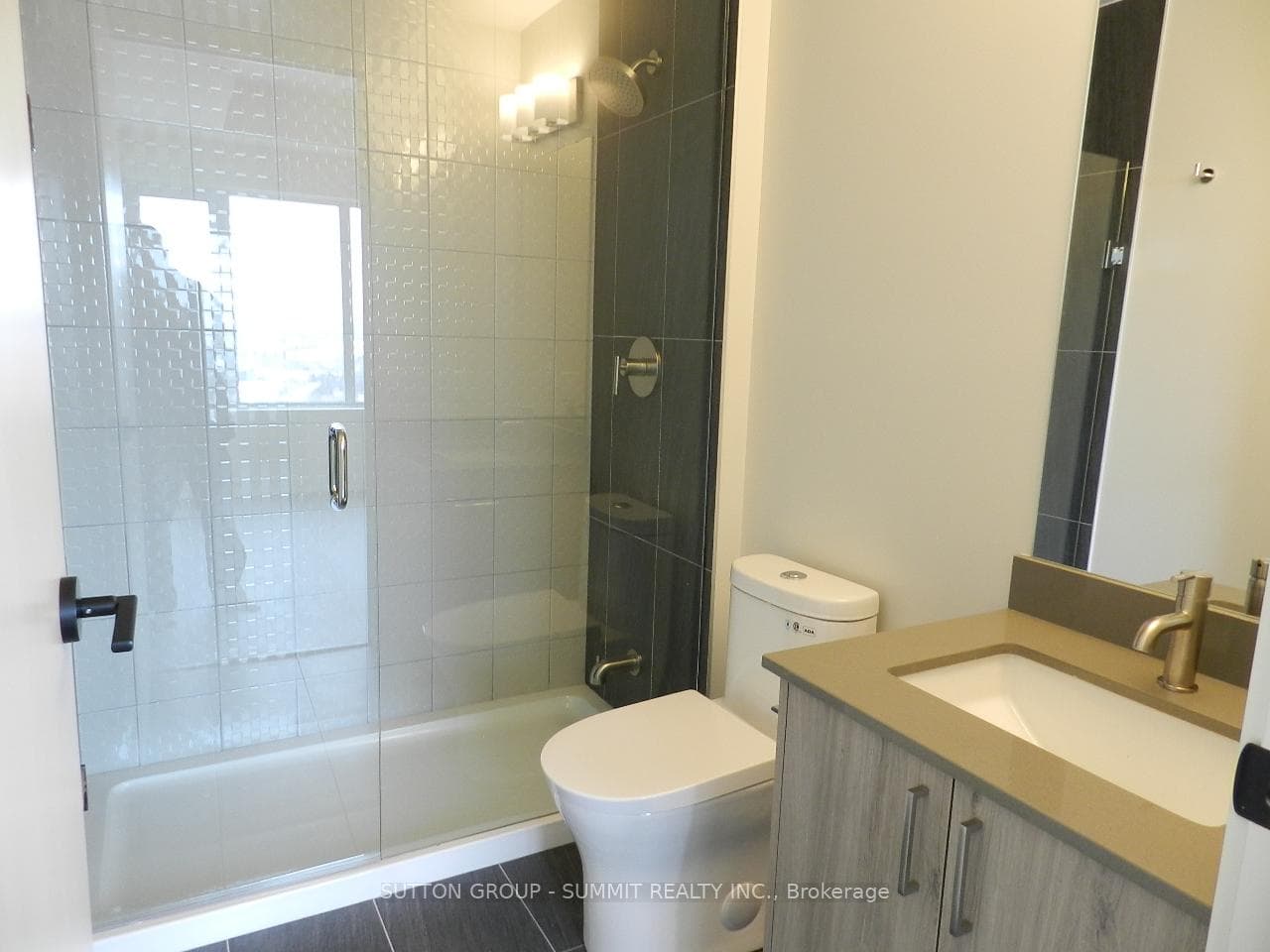 8020 DERRY Road Unit 1105 photo 2