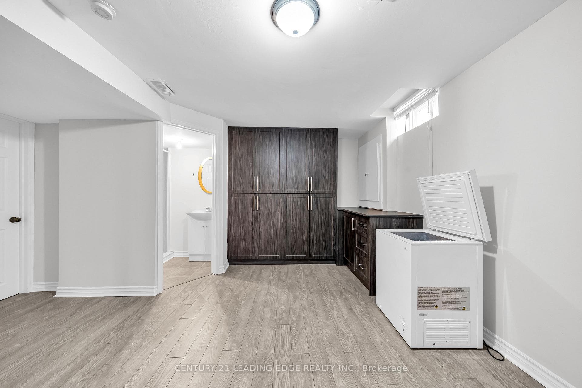 19 Connery Crescent photo 35