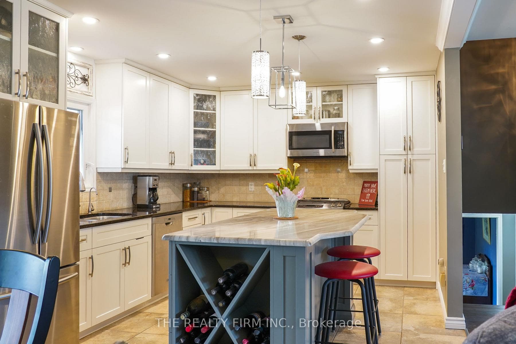 2340 Bentim Road photo 7
