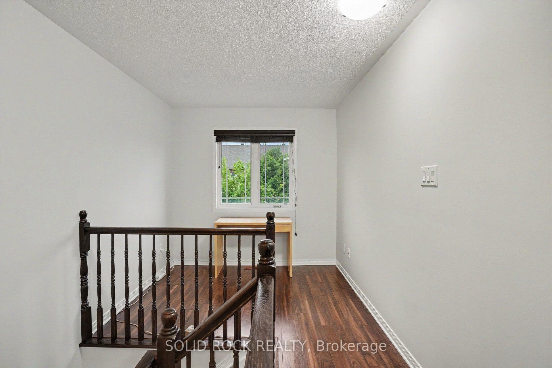 Office nook on 2nd floor