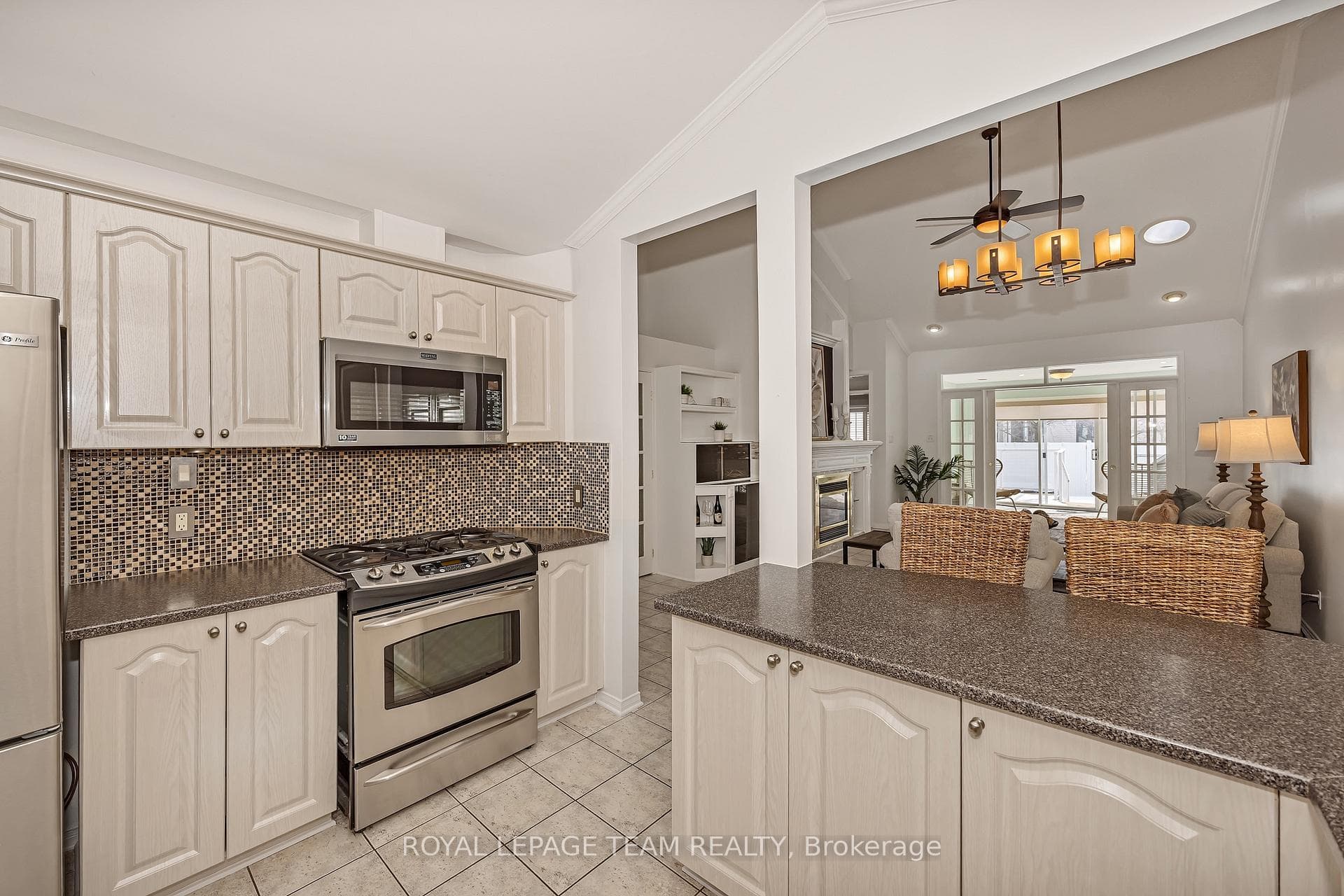 43 Settler's Ridge Way photo 4