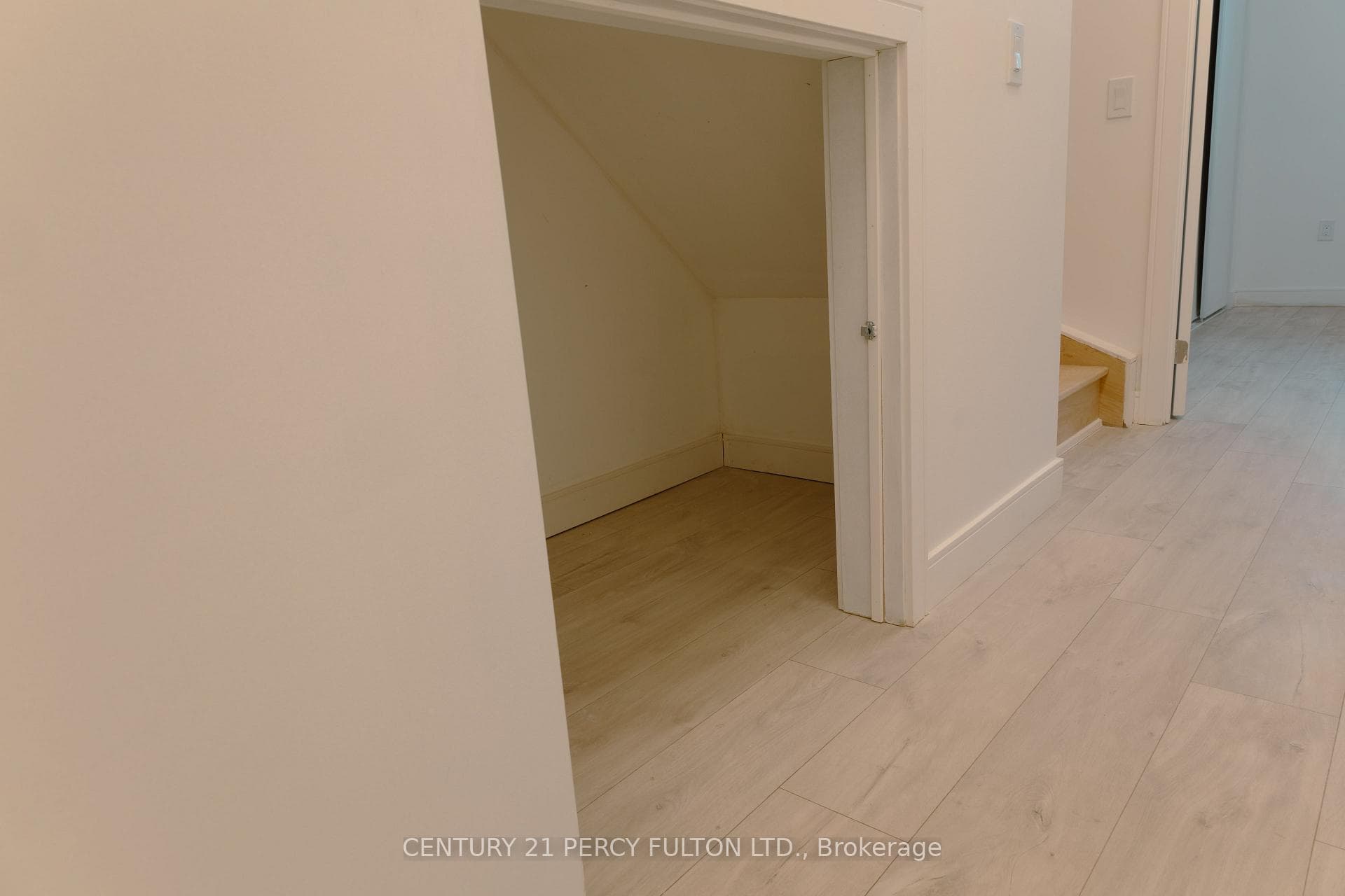 180 Clonmore Drive Unit 13 photo 12