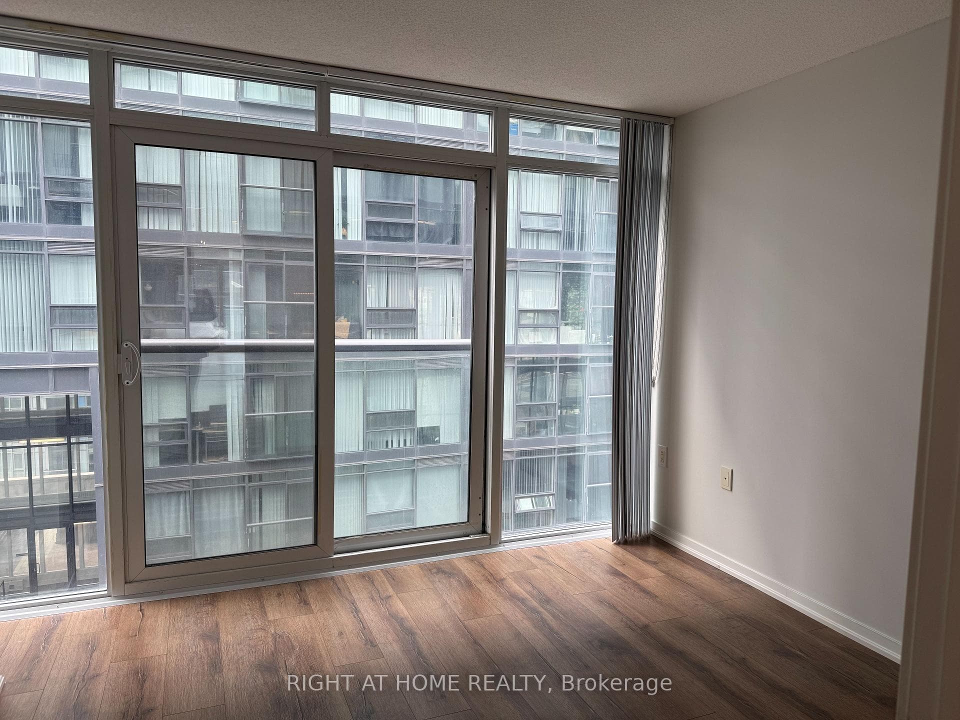 36 Lisgar Street Unit 1205E photo 11