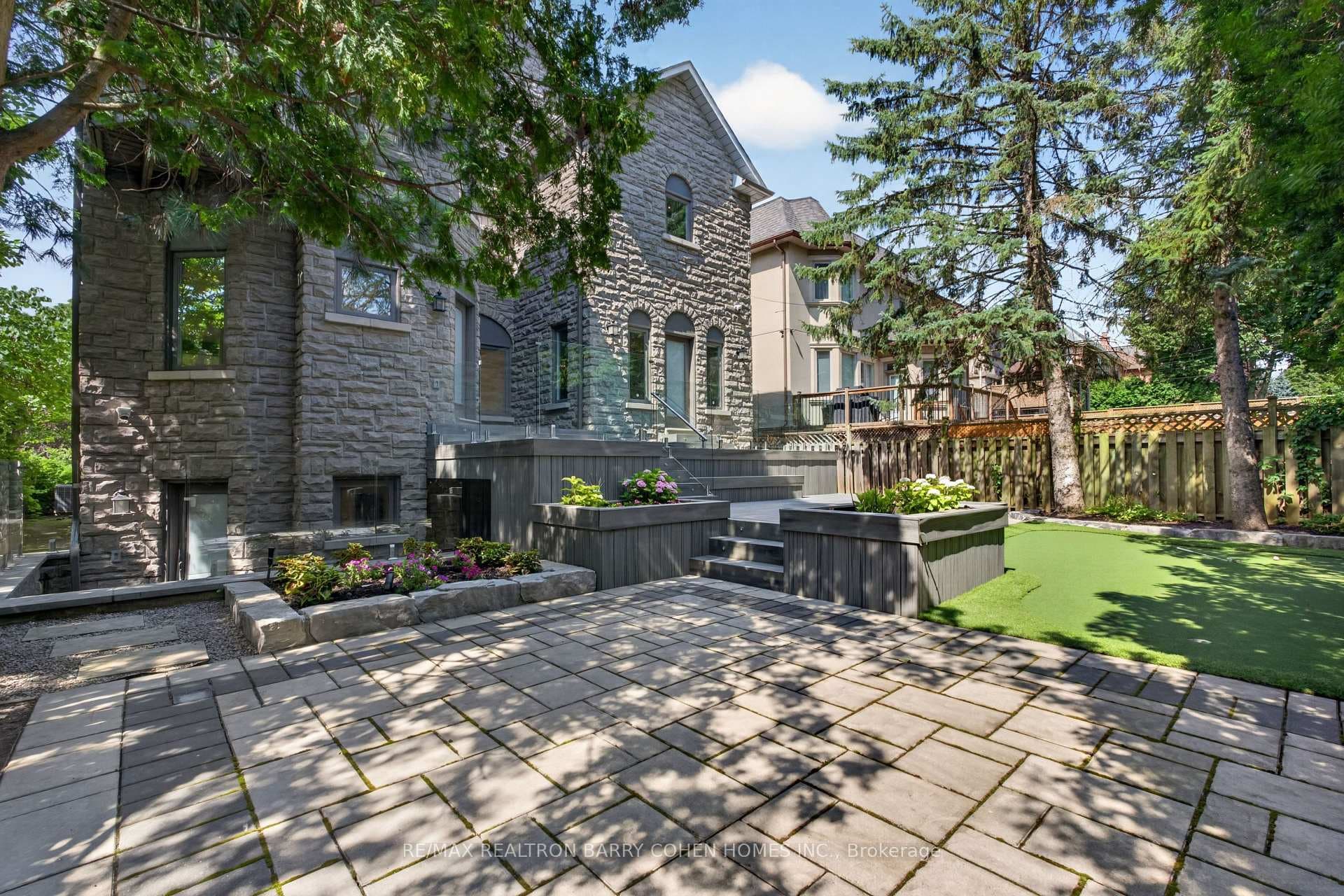 33 Munro Boulevard photo 47
