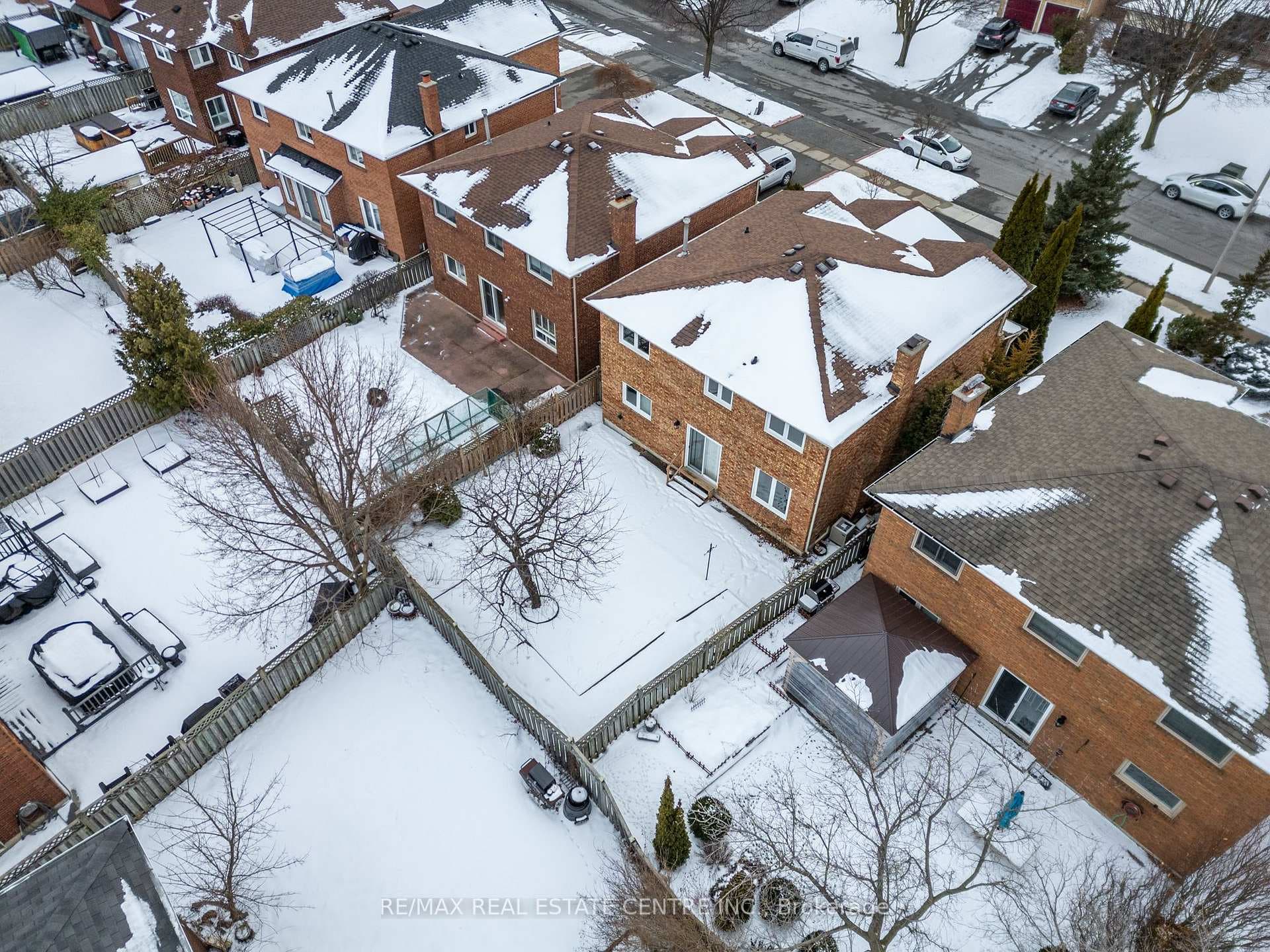 55 Swanage Drive photo 30