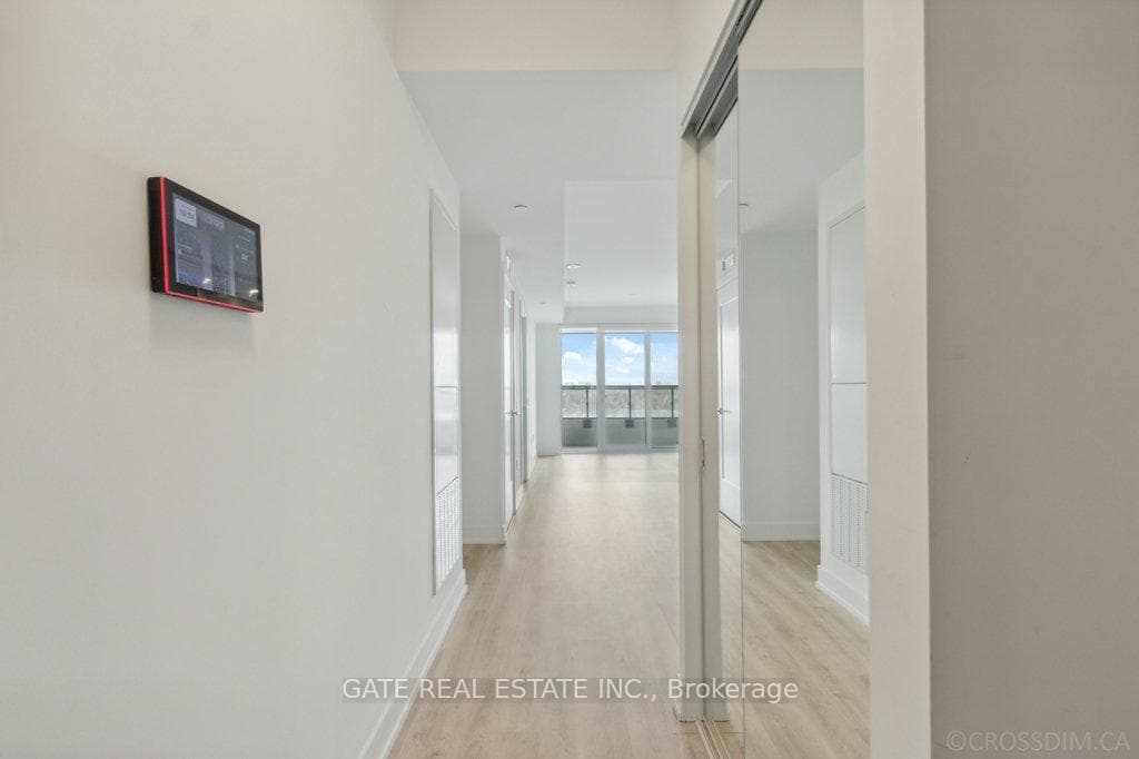 20 Inn on the Park Drive Unit 1730 photo 7