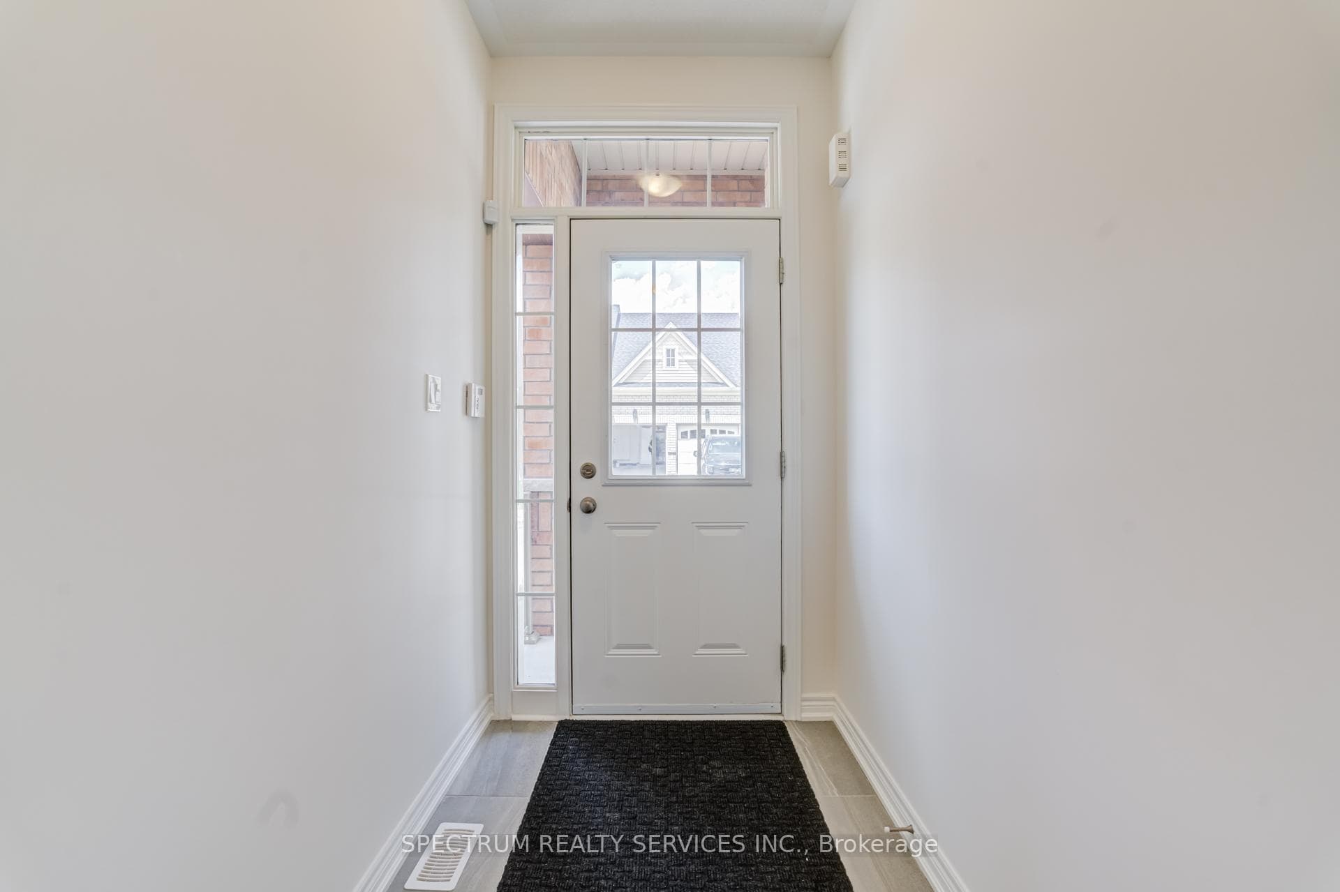 8 Abelia Street photo 9