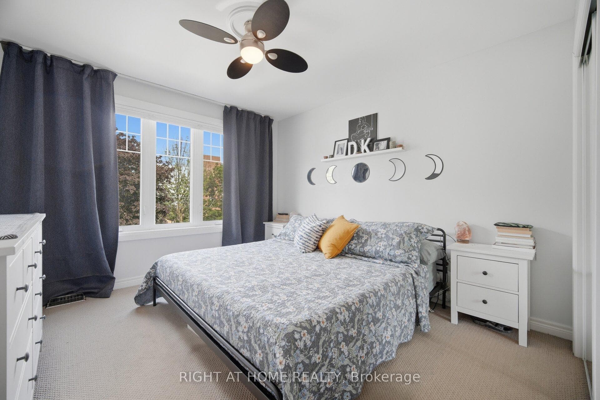 18 Vanbrugh Avenue photo 20