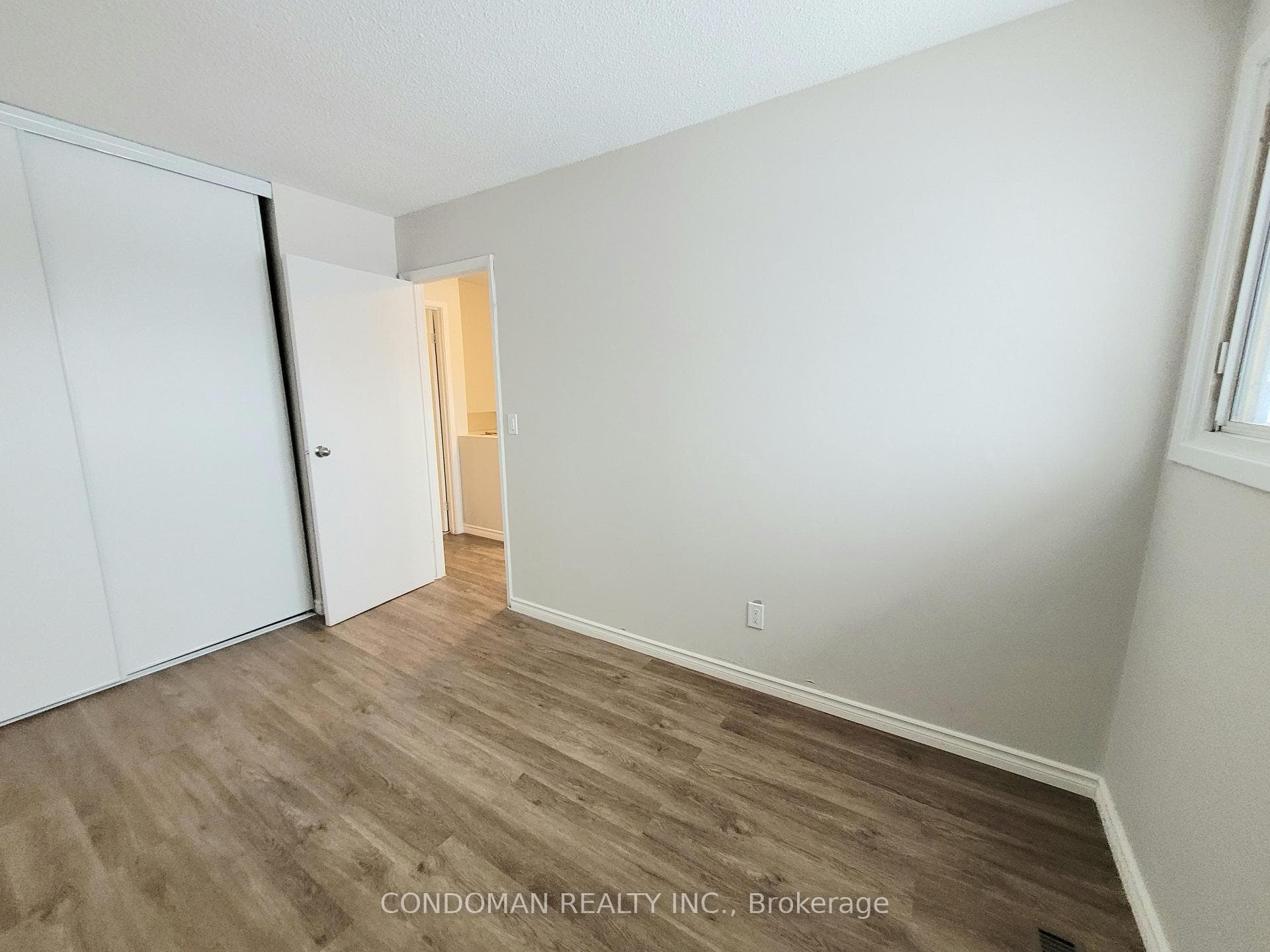 477 Dean Avenue Unit 6 photo 8