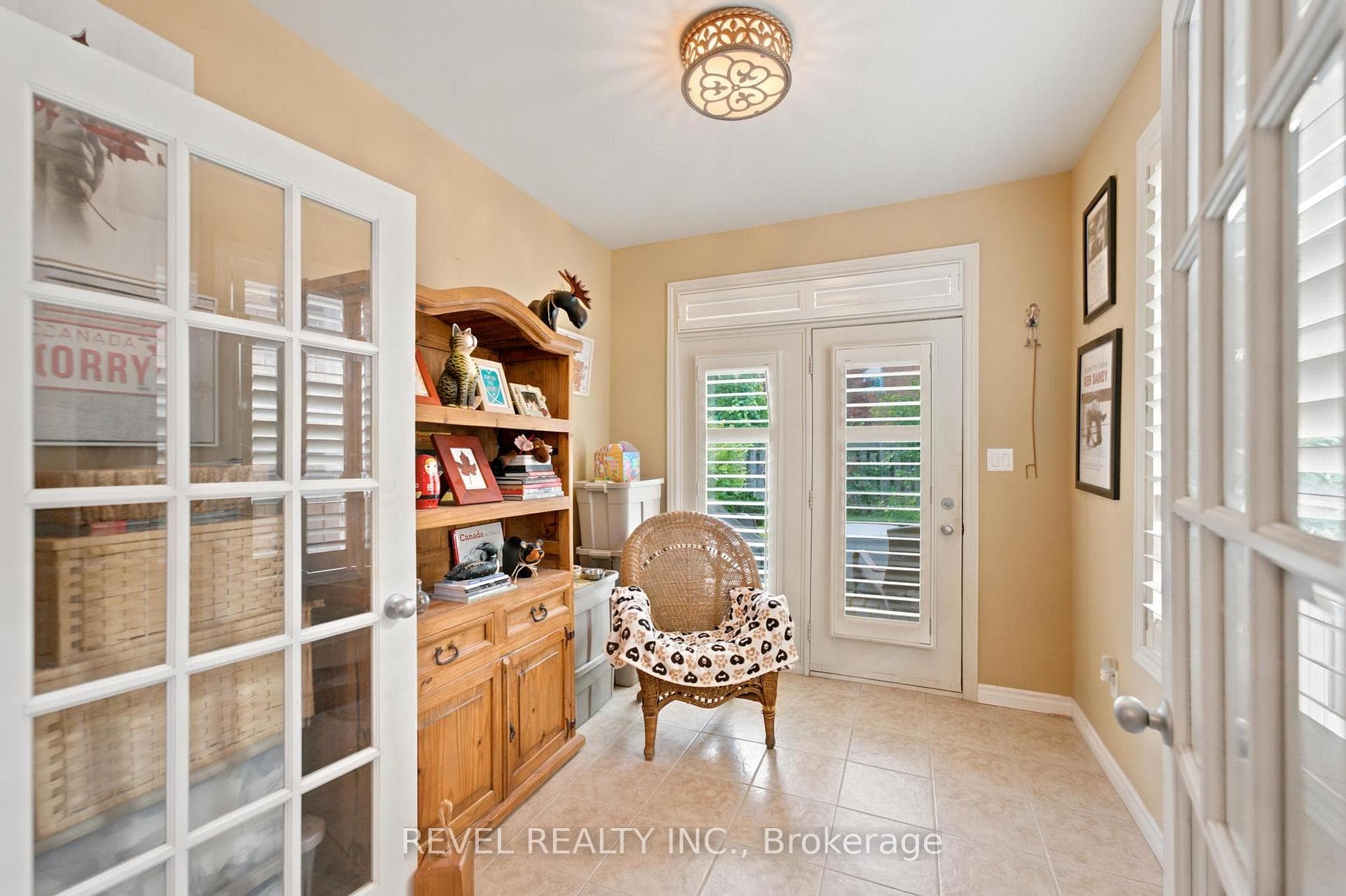 207 Valridge Drive photo 12
