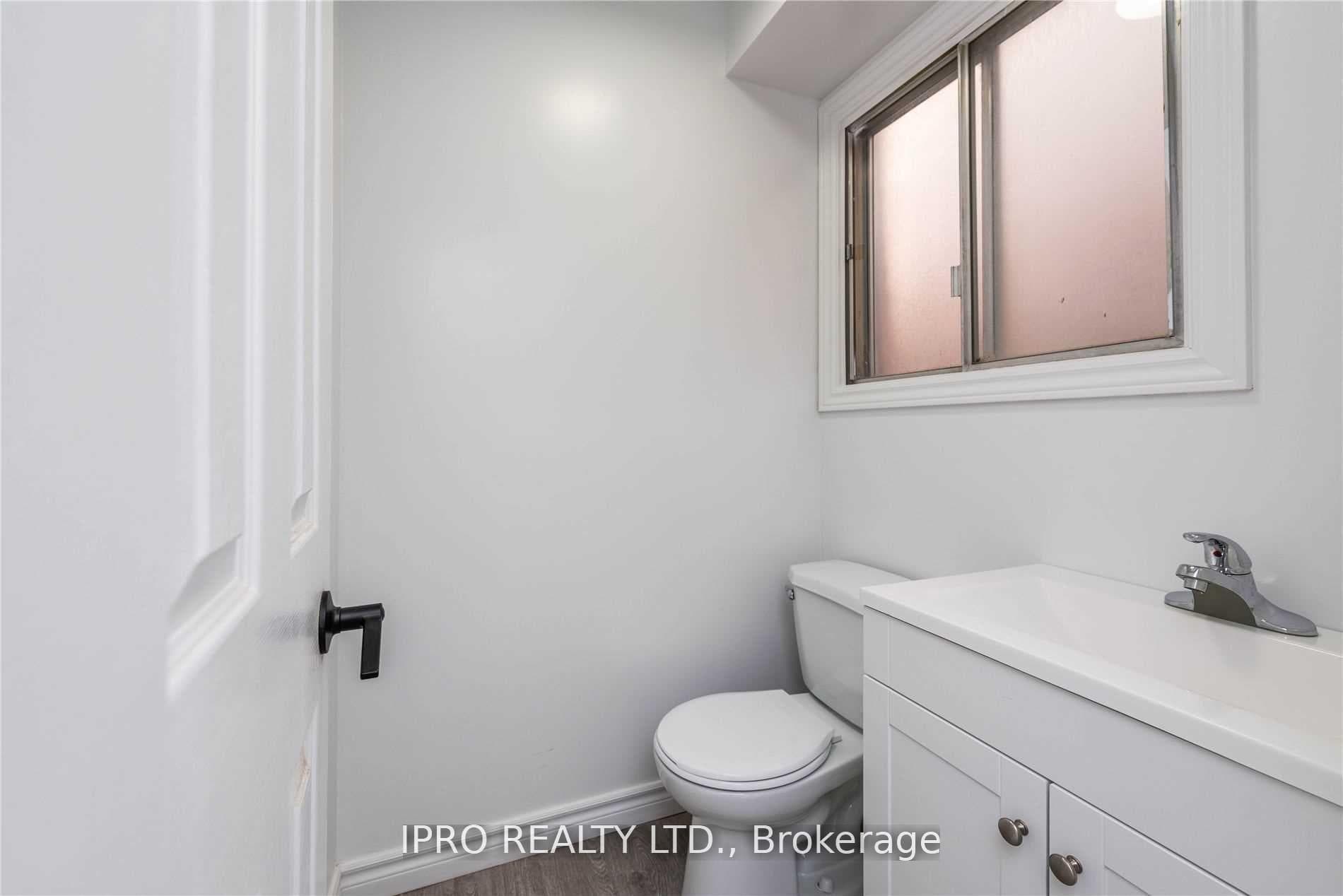 72 Wikander Way photo 12