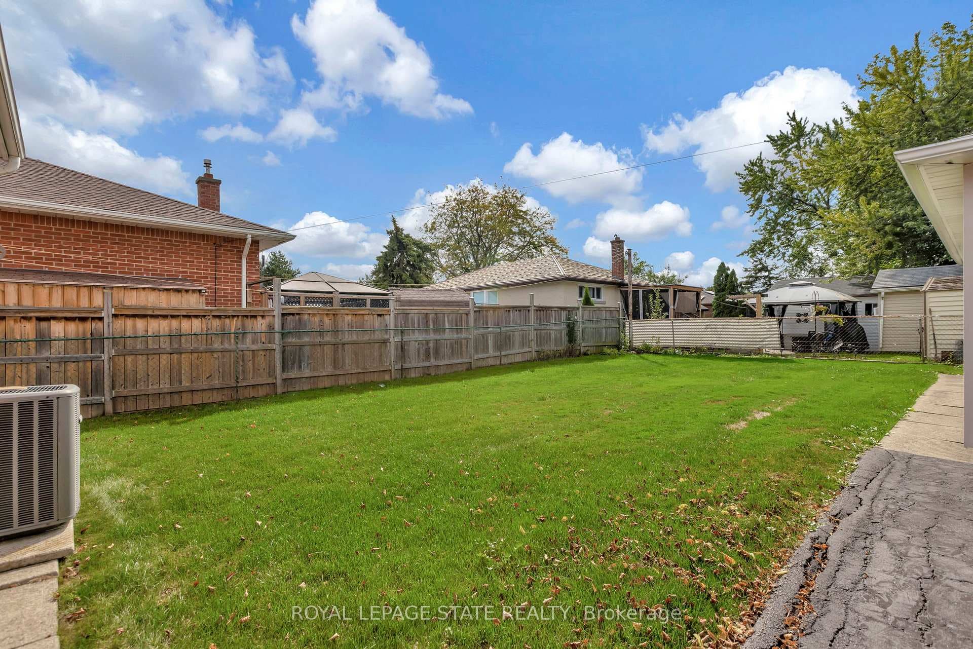 812 Tenth Avenue photo 21