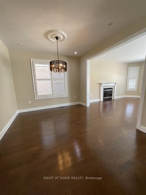 26 Kidd Crescent photo 4