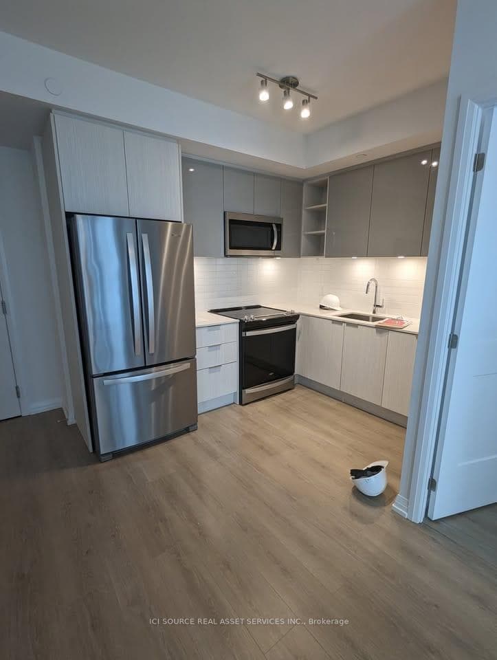 50 Dunfield Avenue Unit 511 photo 9