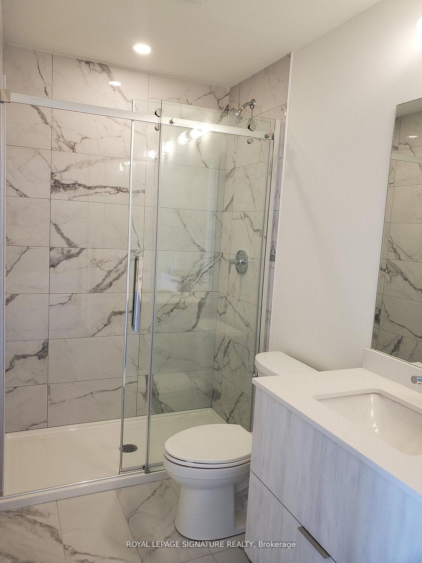 2 David Eyer Road Unit 229 photo 3