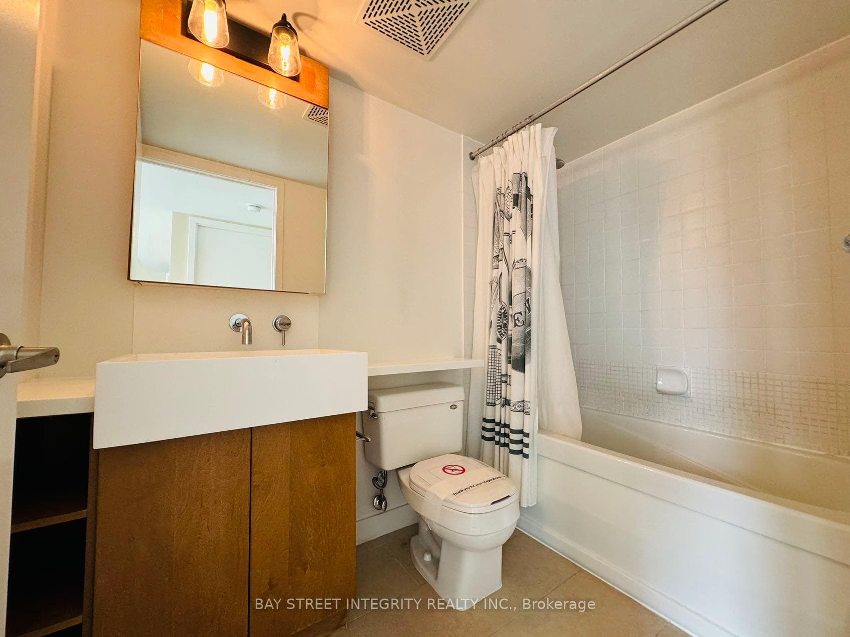 15 Brunel Court Unit 812 photo 11