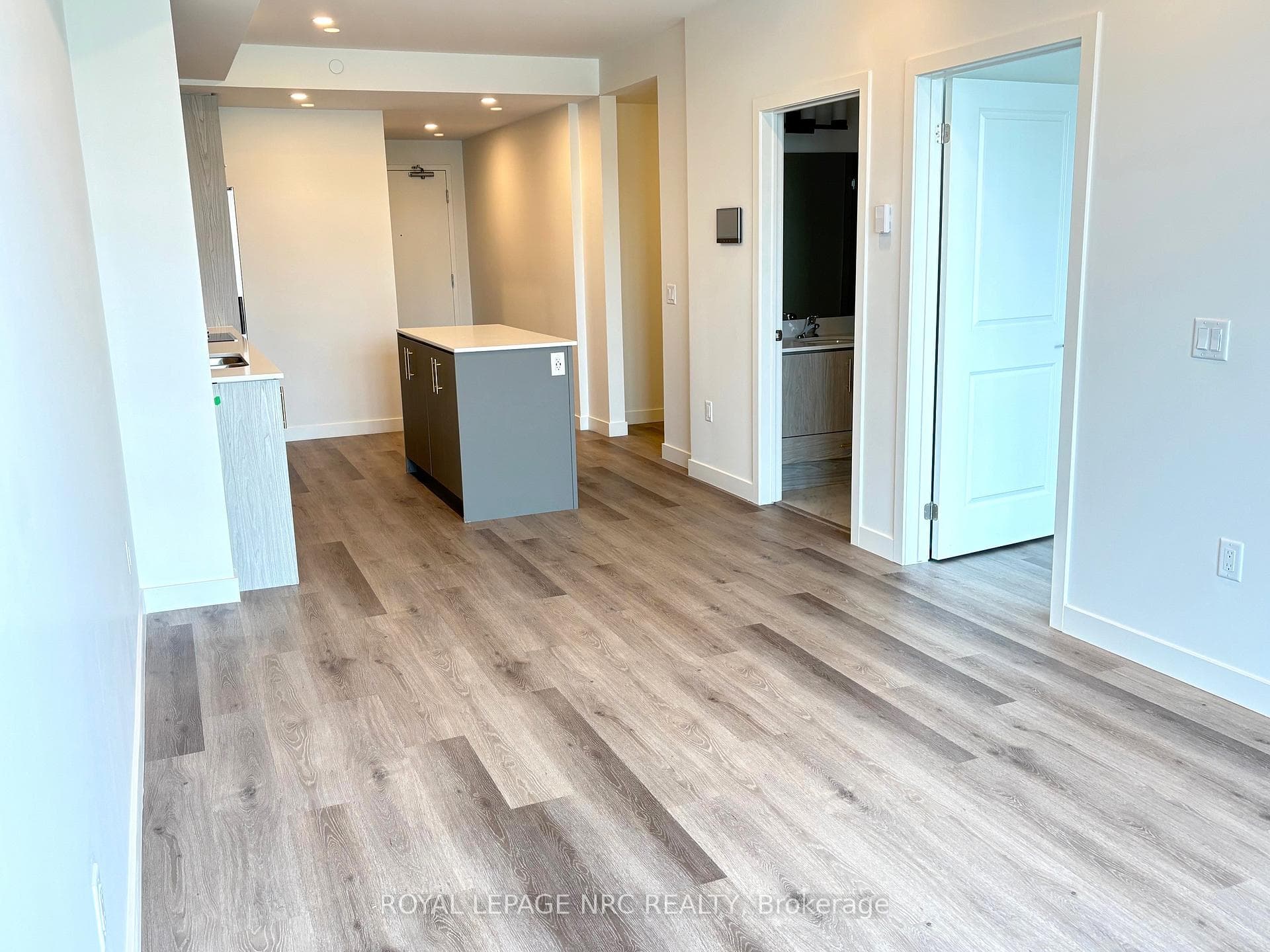 461 Green Road Unit 227 photo 4