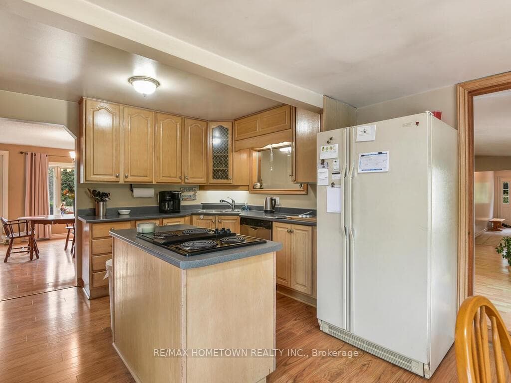 8251 COUNTY ROAD 21 Road photo 14