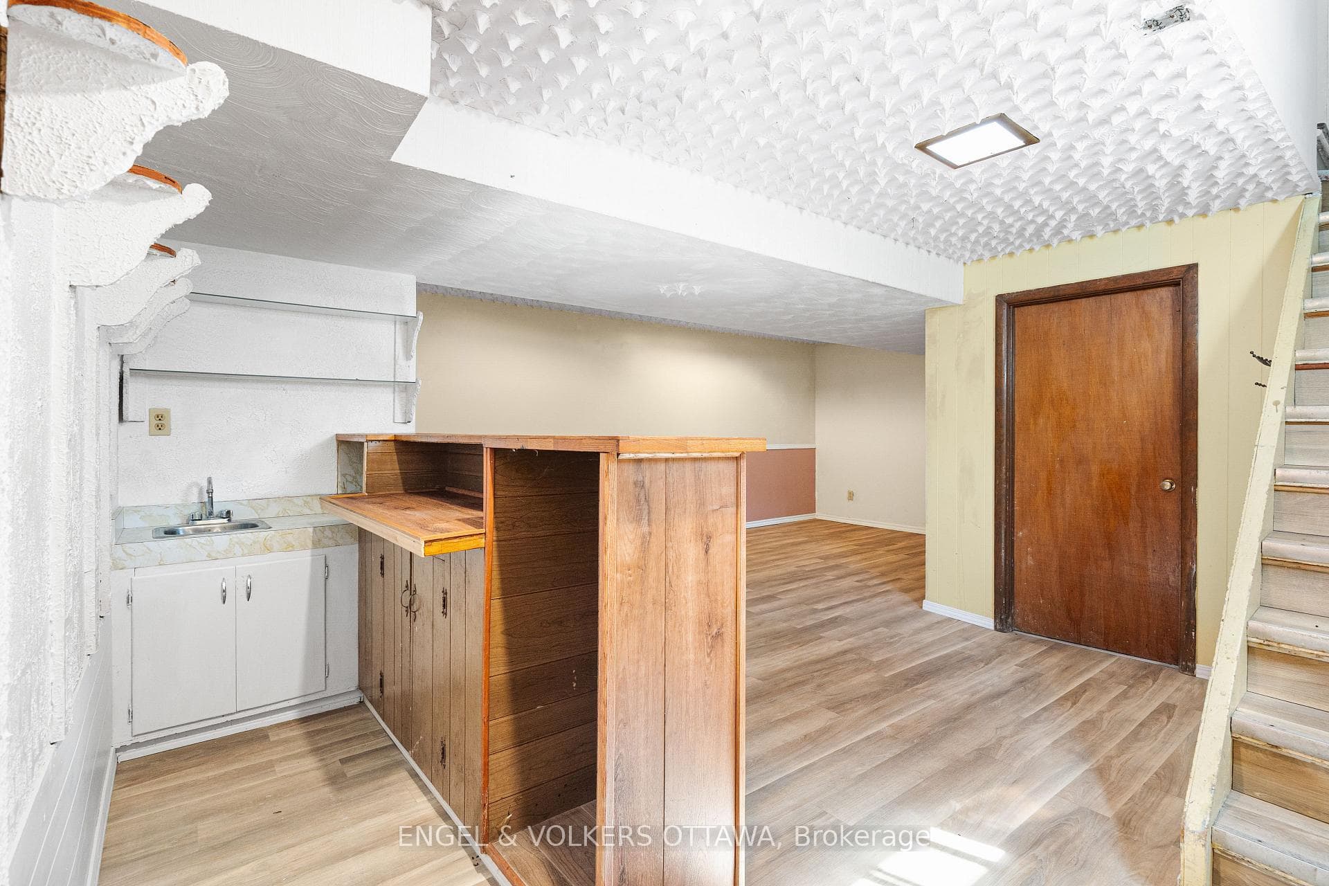 1402 Kilborn Avenue photo 26