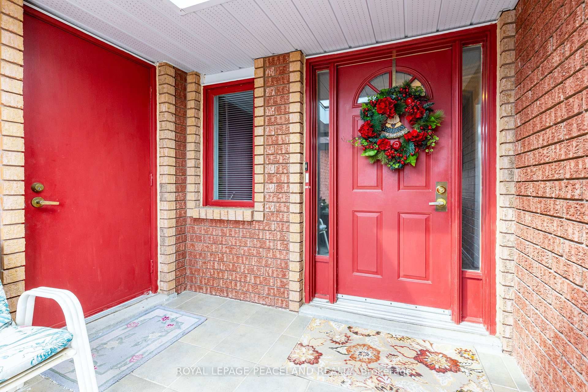 284 Livingstone Street photo 3