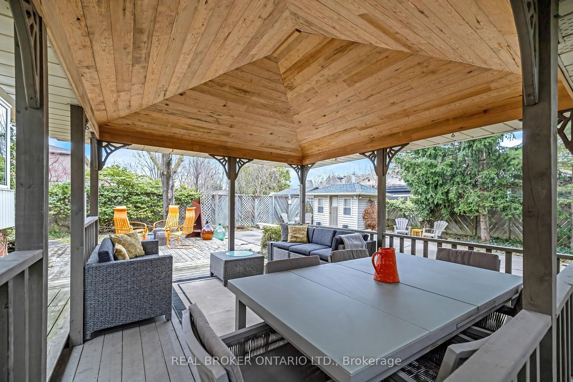 352 Broadway Avenue photo 45