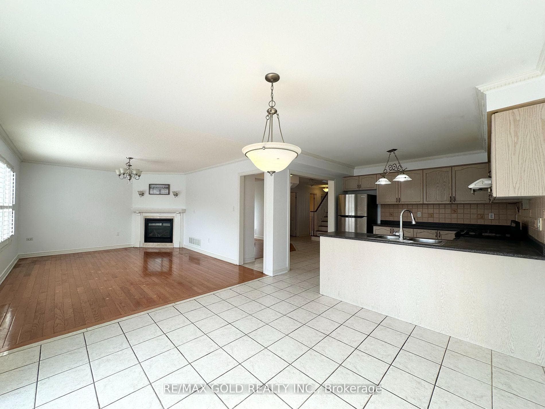 336 Edenbrook Hill Drive Unit Upper photo 8