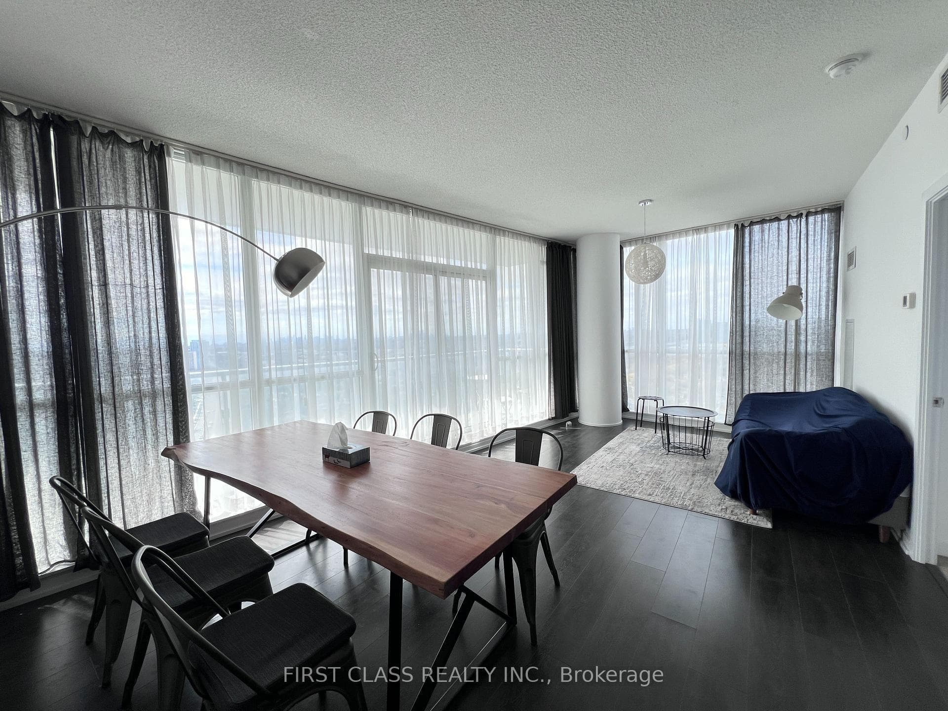 66 Forest Manor Road Unit 1712 photo 3
