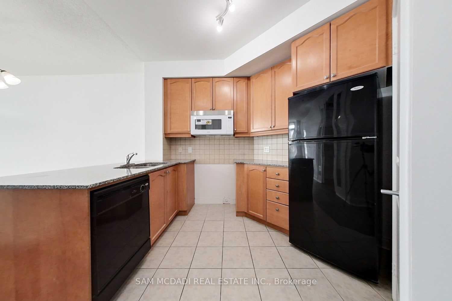 70 Absolute Avenue Unit 1604 photo 5
