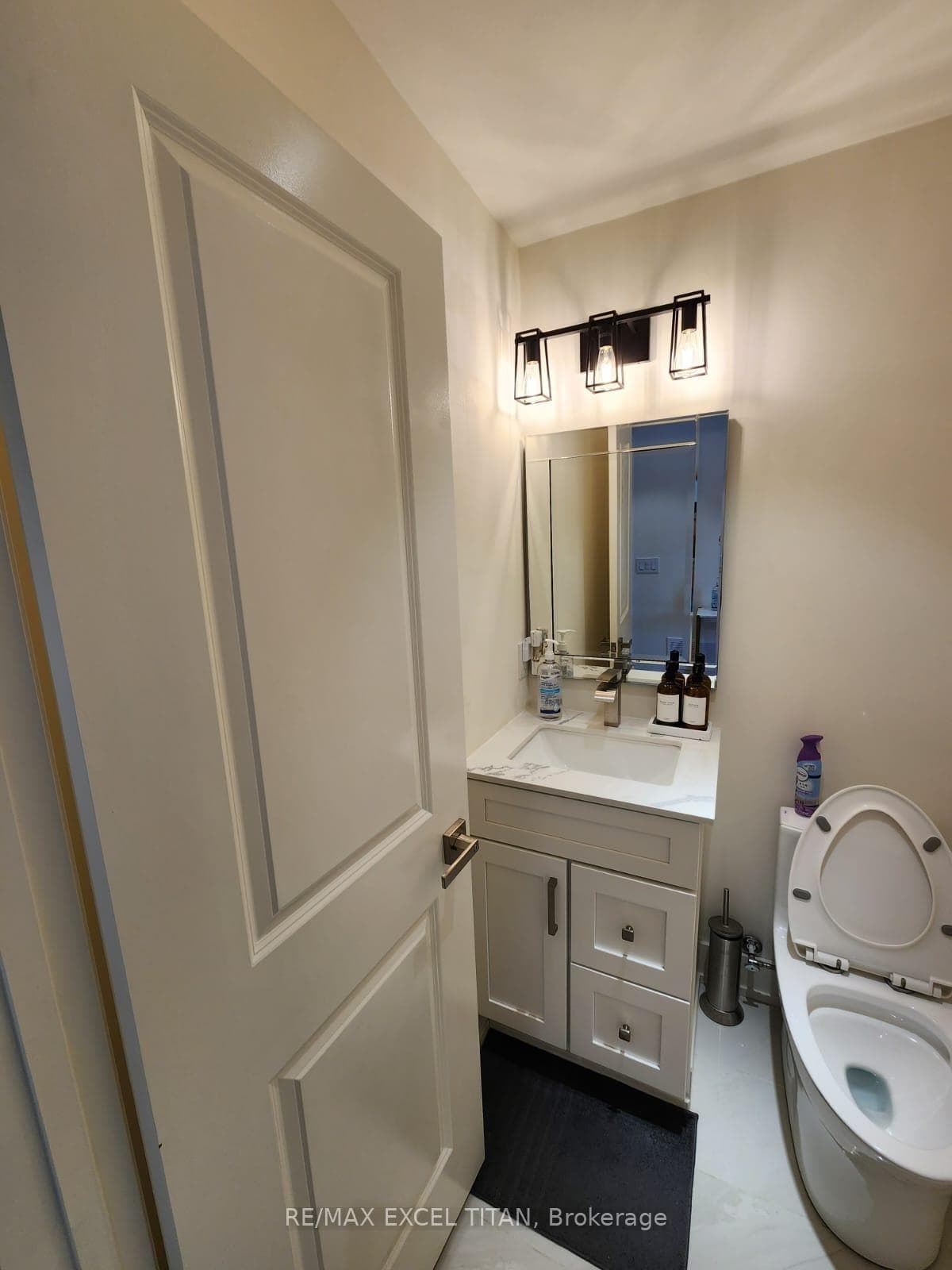 263 Barrie Street Unit 11 photo 6
