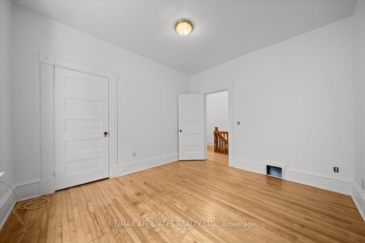 73B Second Avenue photo 21