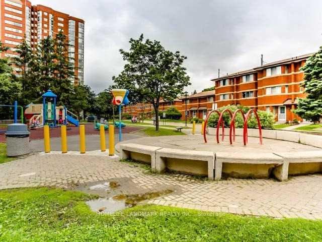 2466 Eglinton Avenue Unit 1419 photo 26