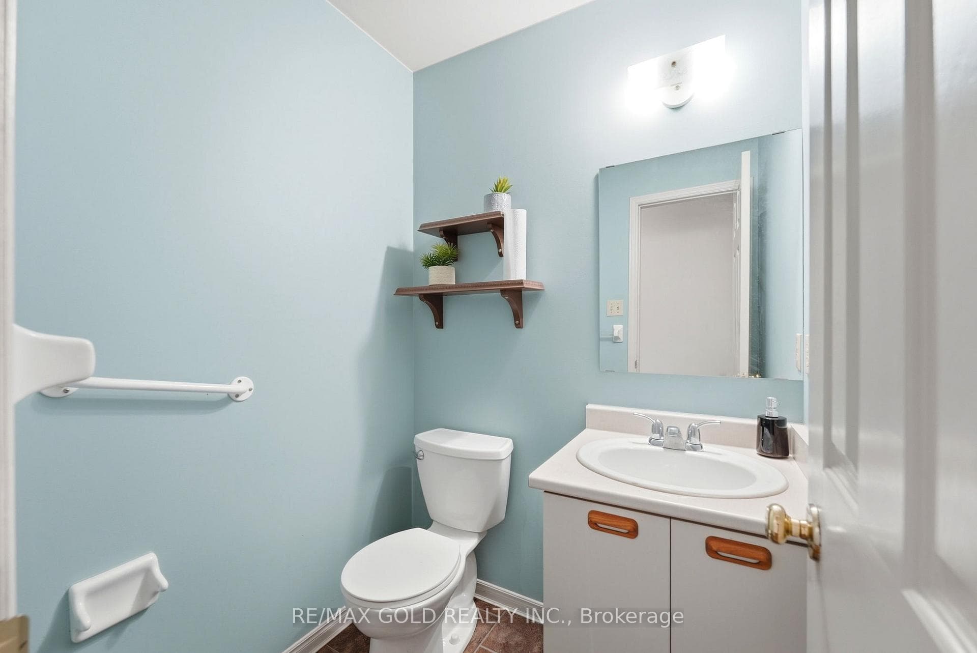 141 Condor Court Unit 70 photo 20
