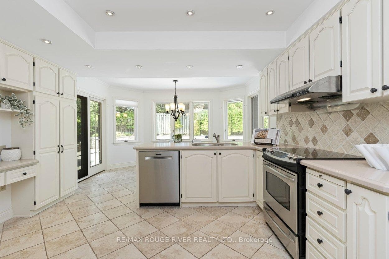 1 Brigadier Place photo 15