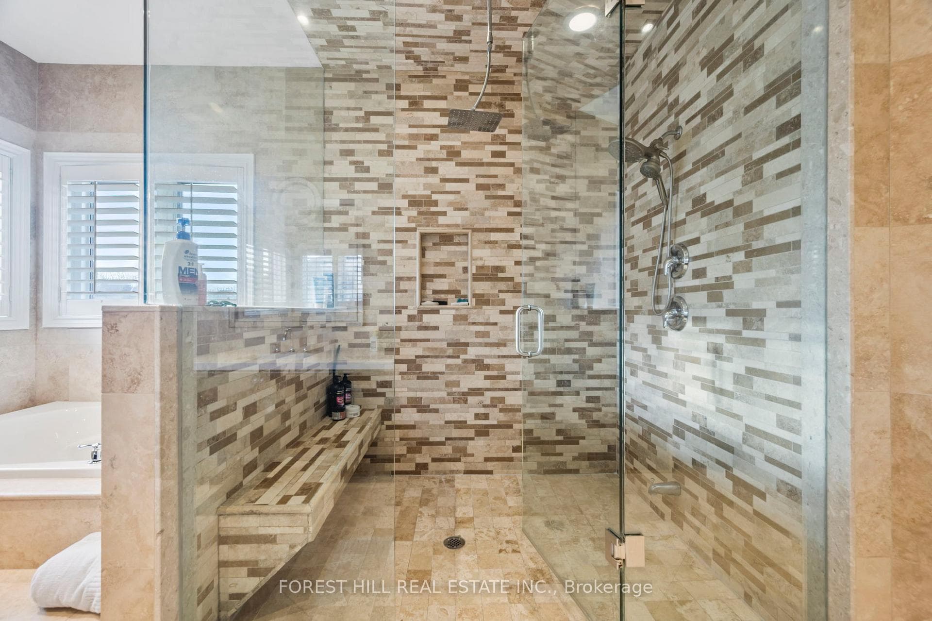 24 Nosson Place photo 32