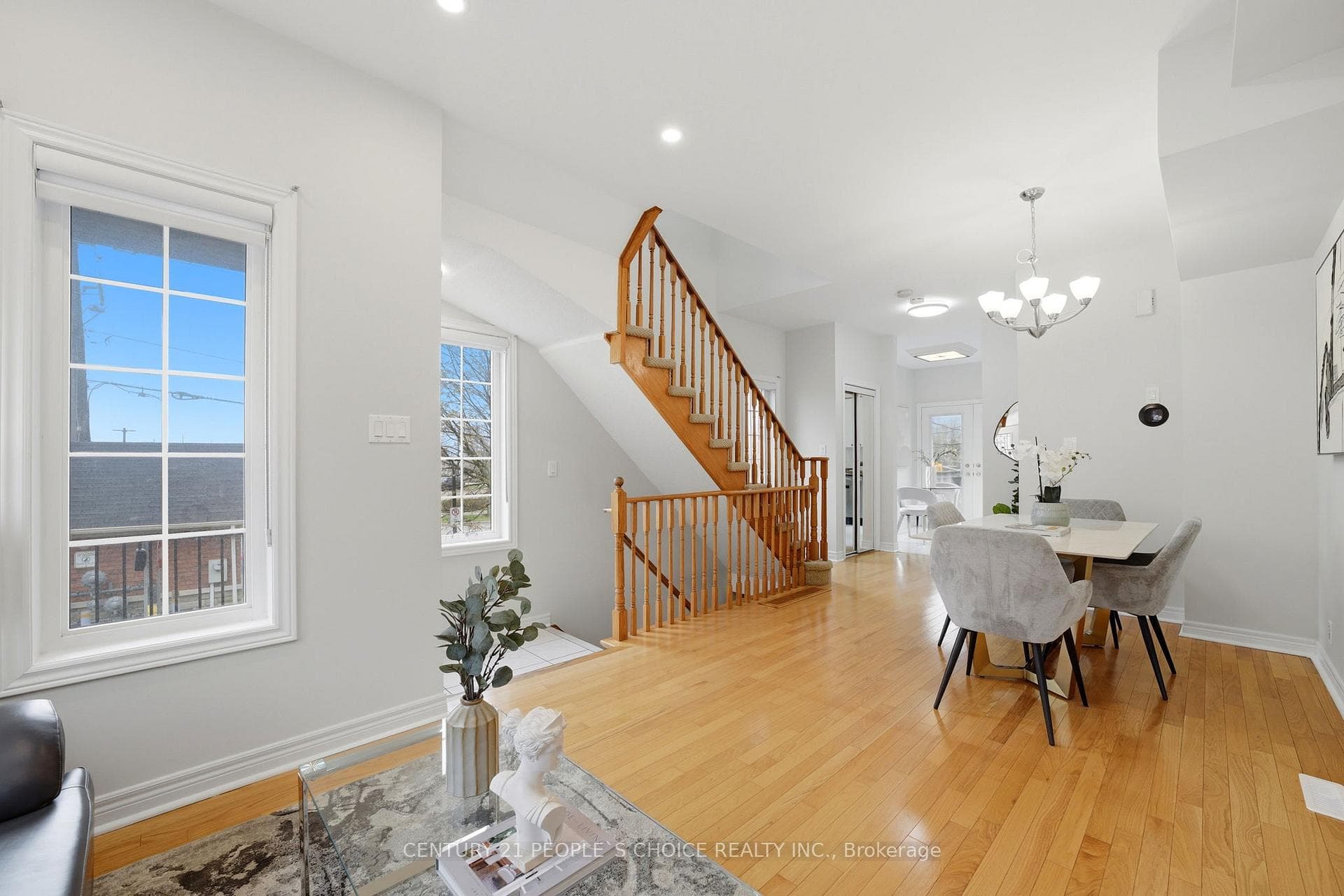 1330 Altona Road Unit 1 photo 7