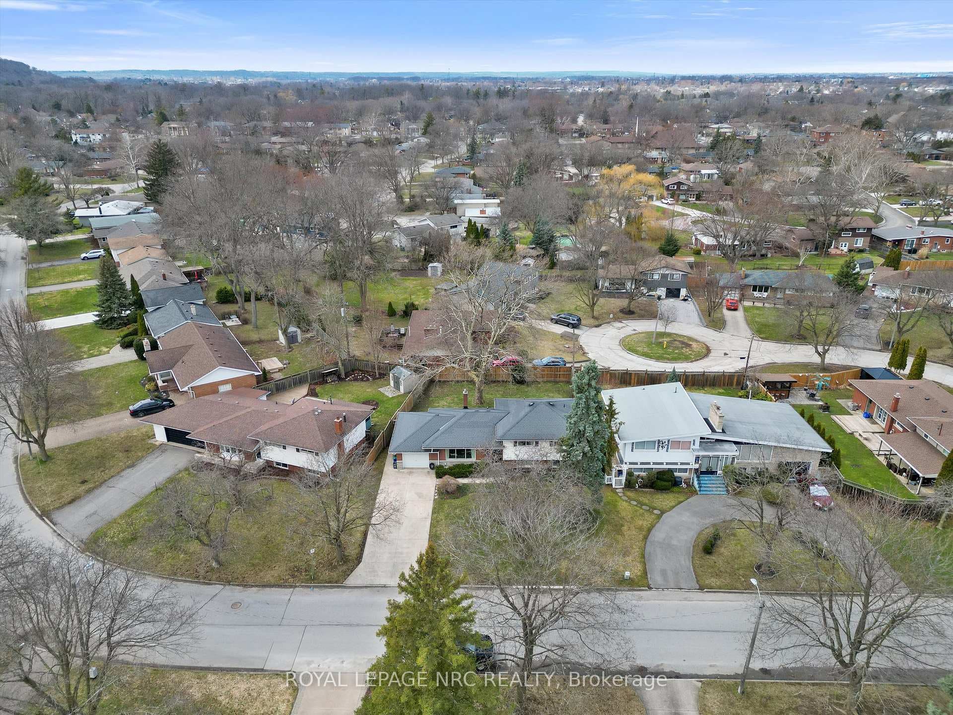 24 Valerie Drive photo 39