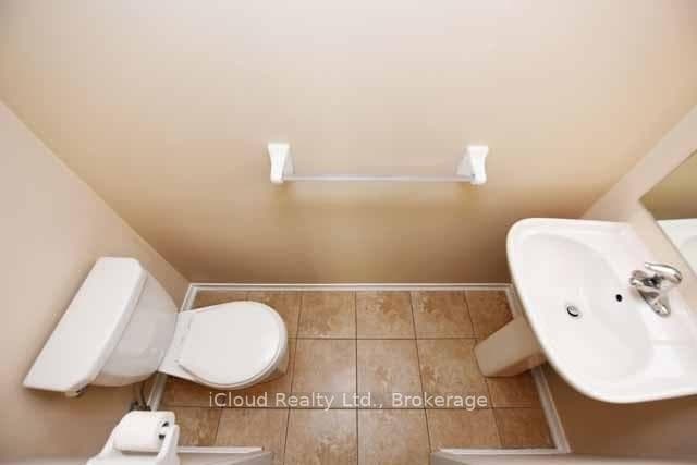 2480 Post Road Unit 23 photo 6