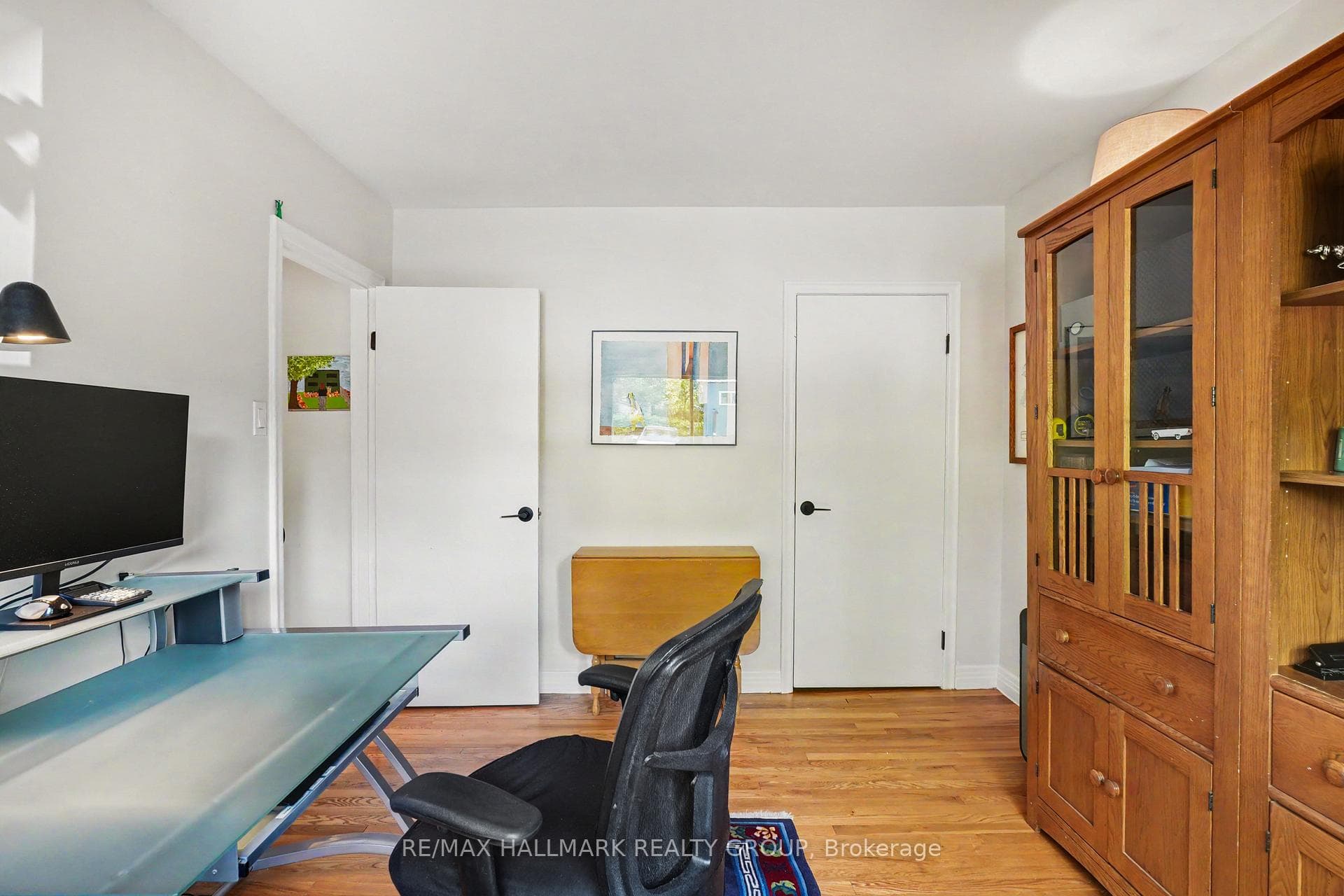 371 Sunnyside Avenue photo 15