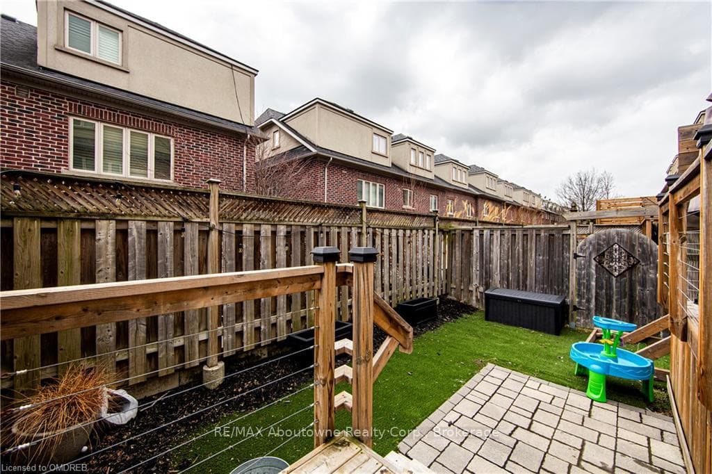 321 DALESFORD Road photo 38