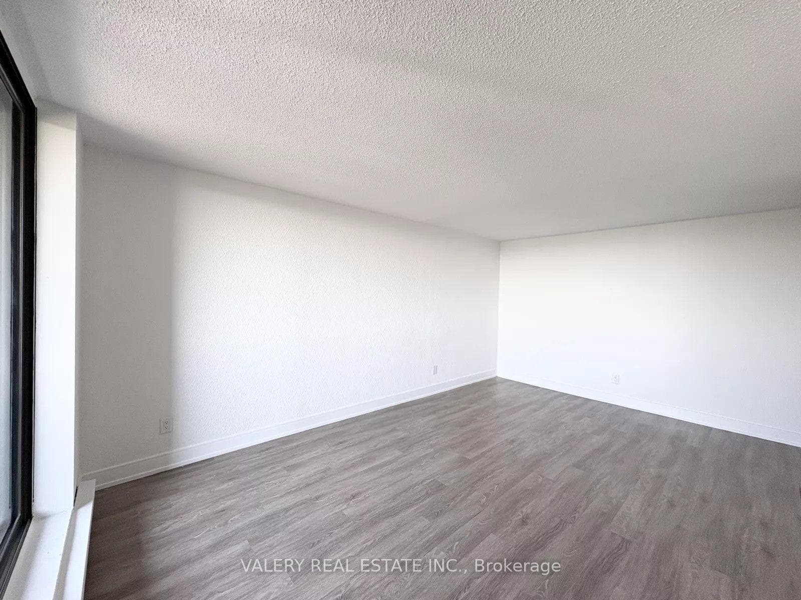 294 Chandler Drive Unit 1408 photo 10