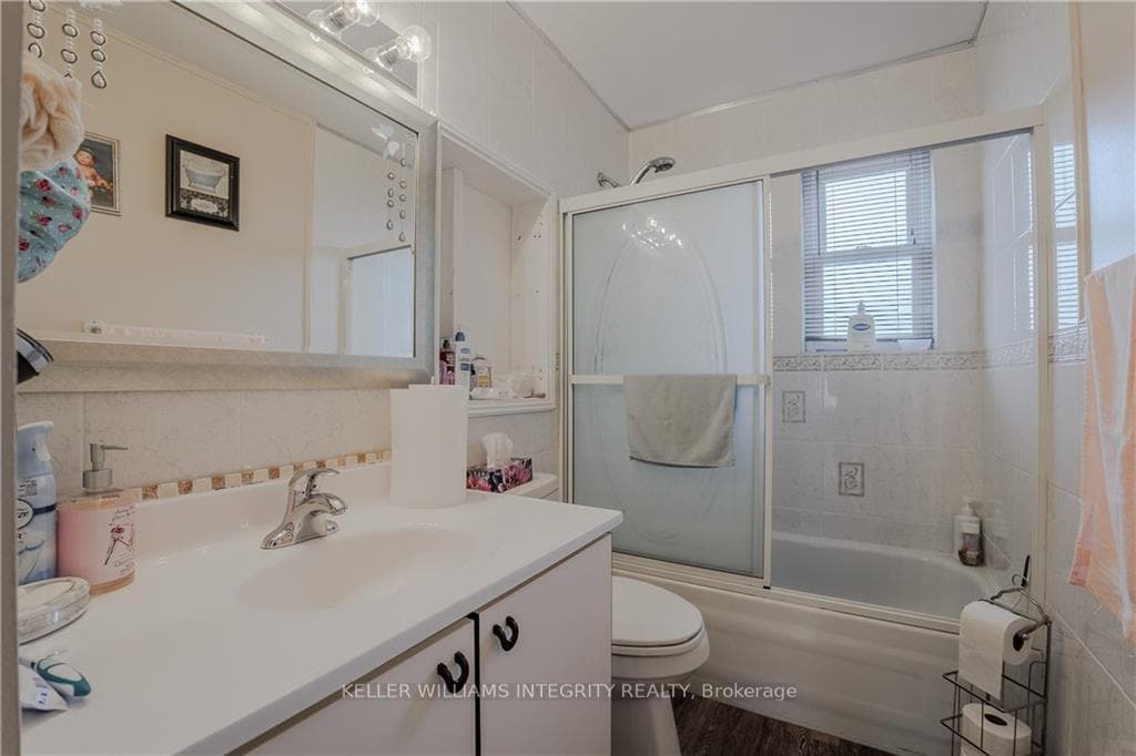 9 LEDUC Circle photo 18