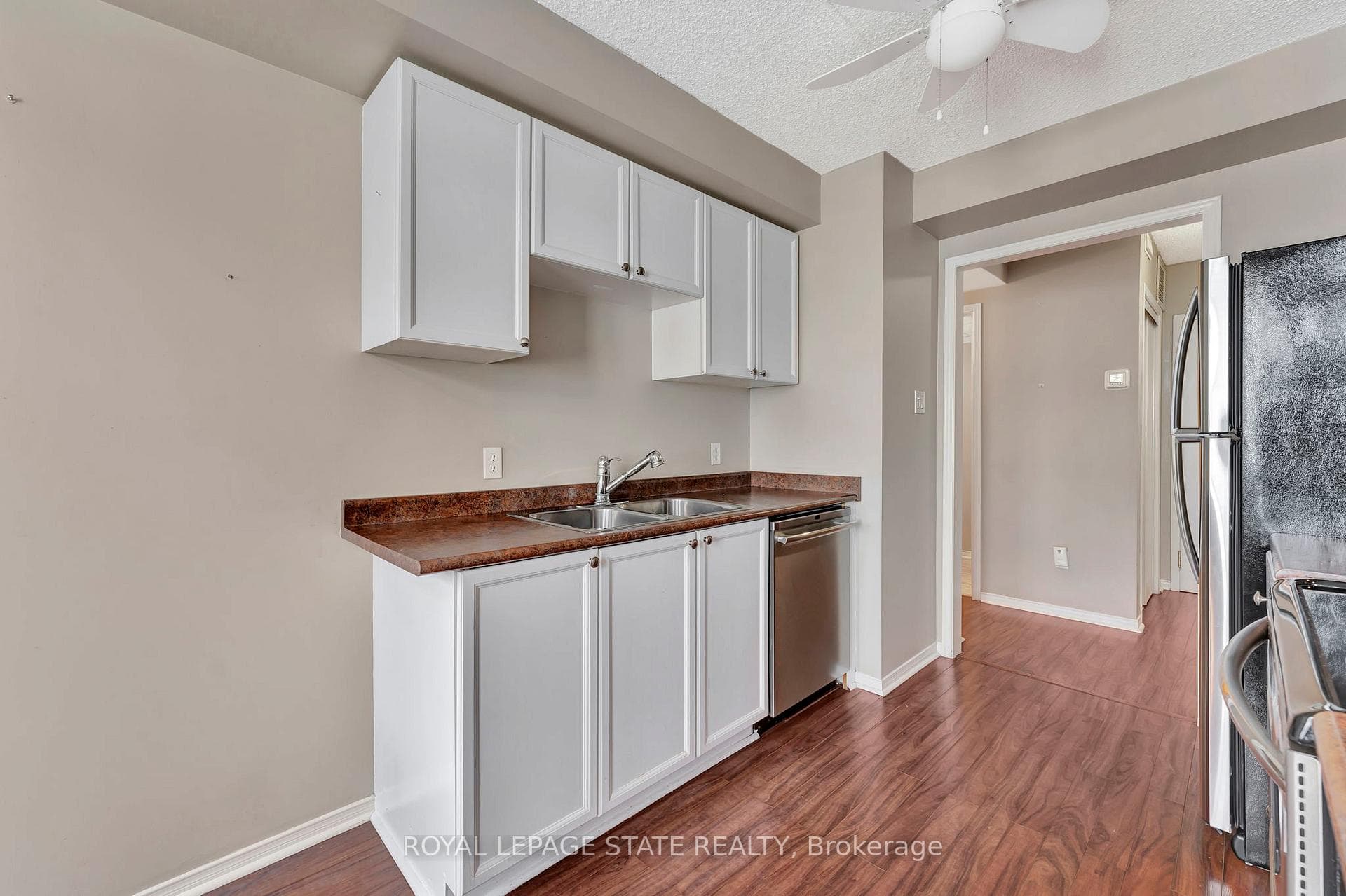 500 Silverbirch Boulevard Unit 101 photo 21