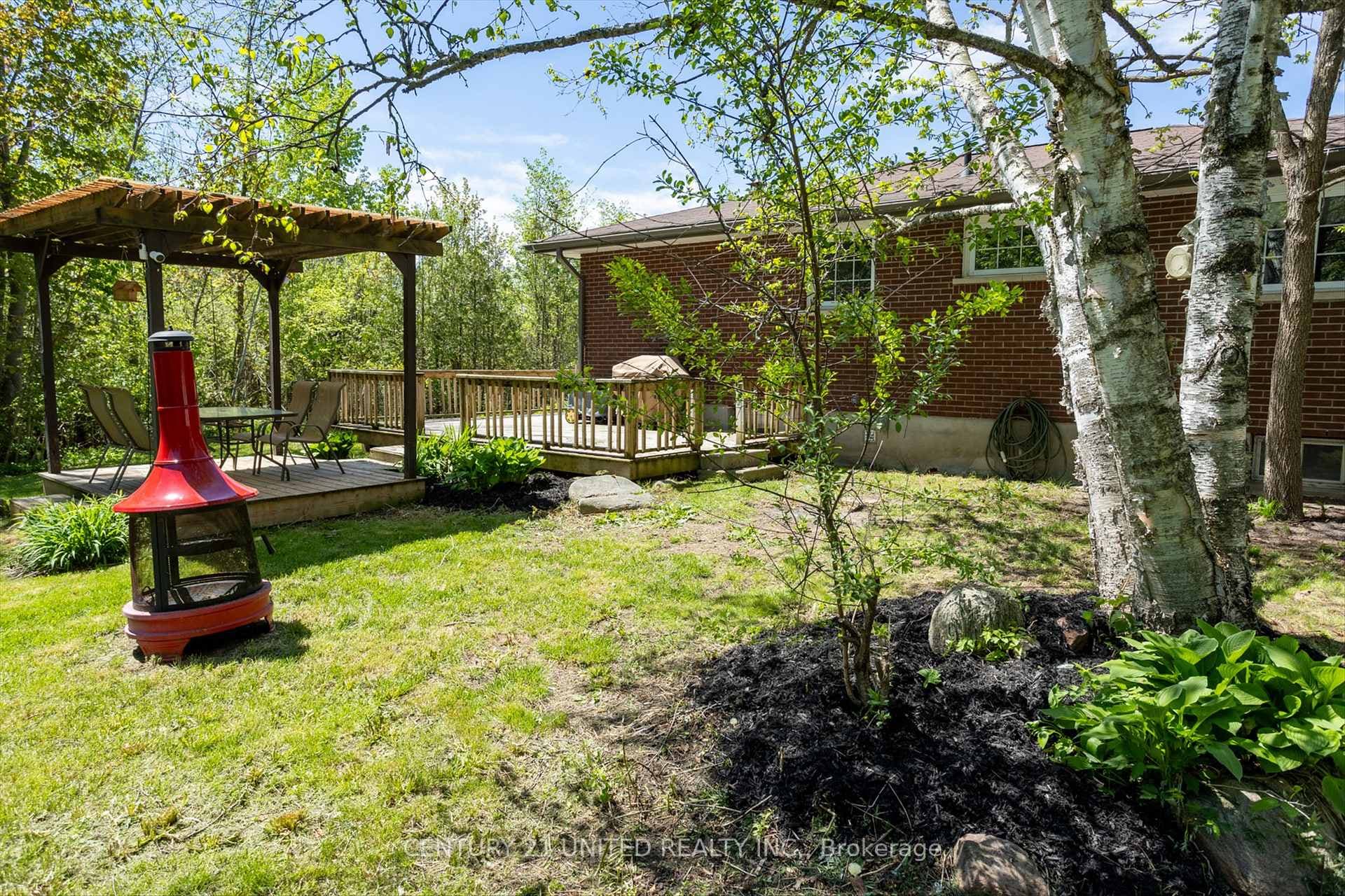 687 Robinson Road photo 34