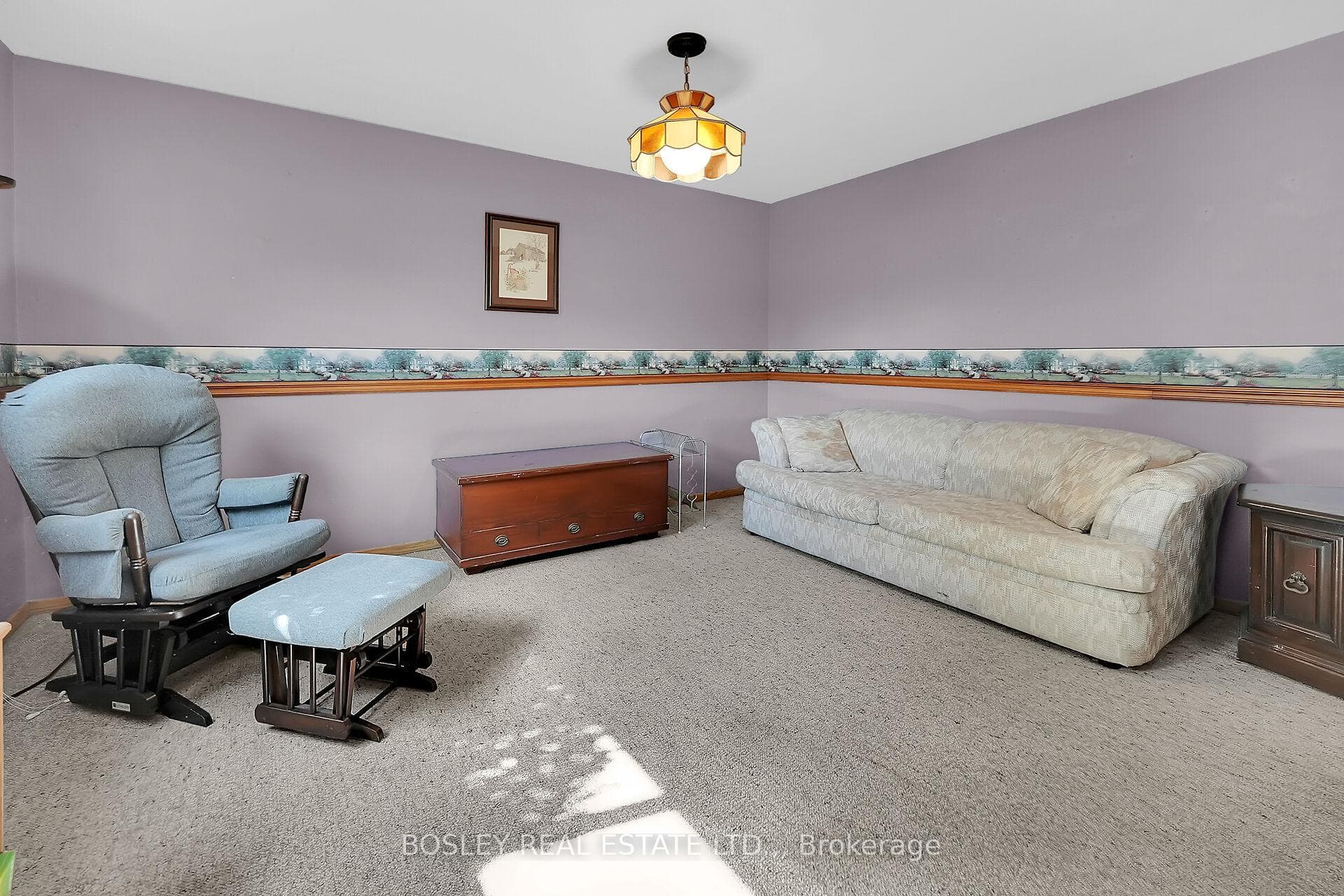 25 Lawrence Drive photo 23