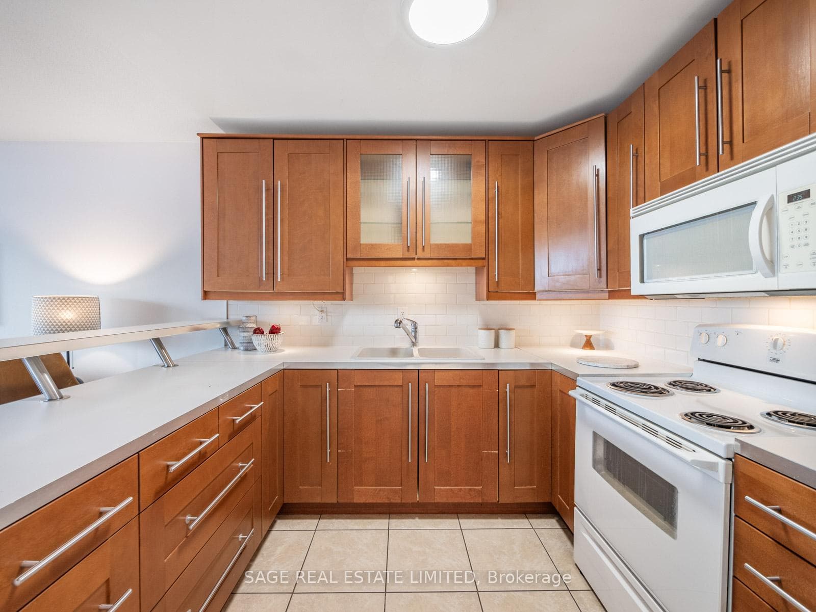 40 Homewood Avenue Unit 2210 photo 5