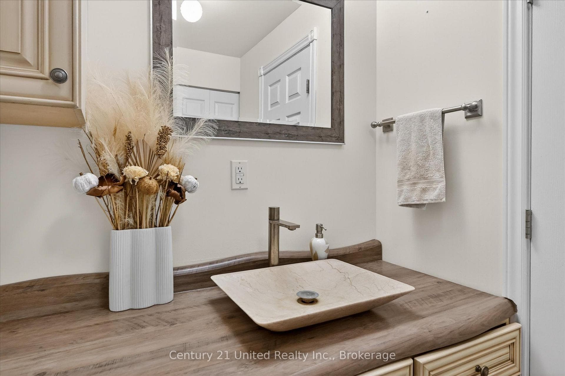 1515 O'connor Drive photo 41