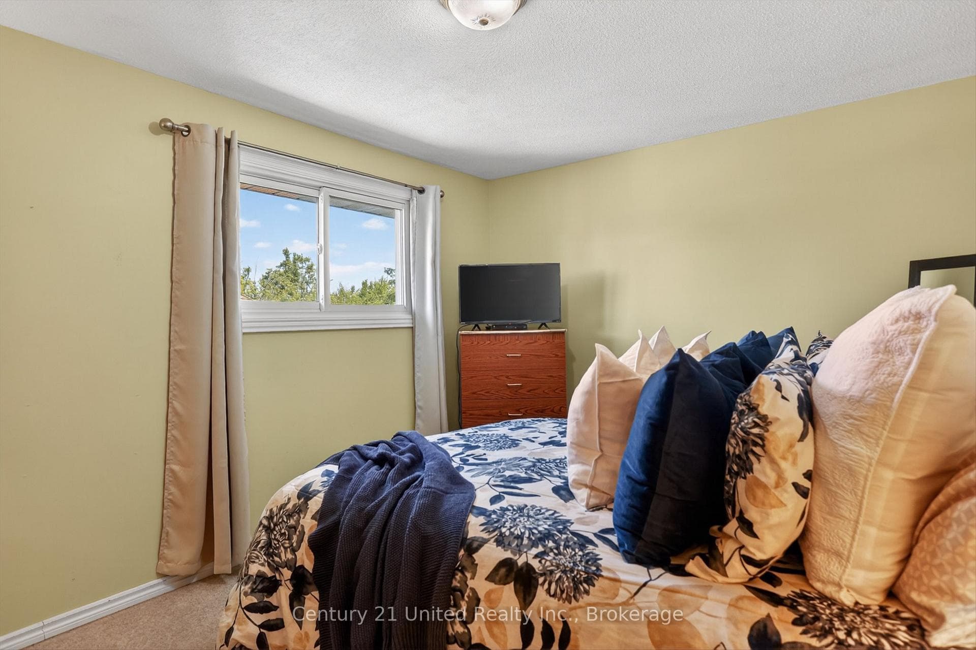 1190 Nuforest Drive photo 23