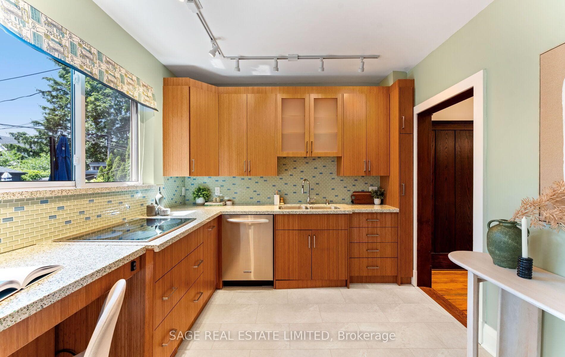 Built-in cooktop